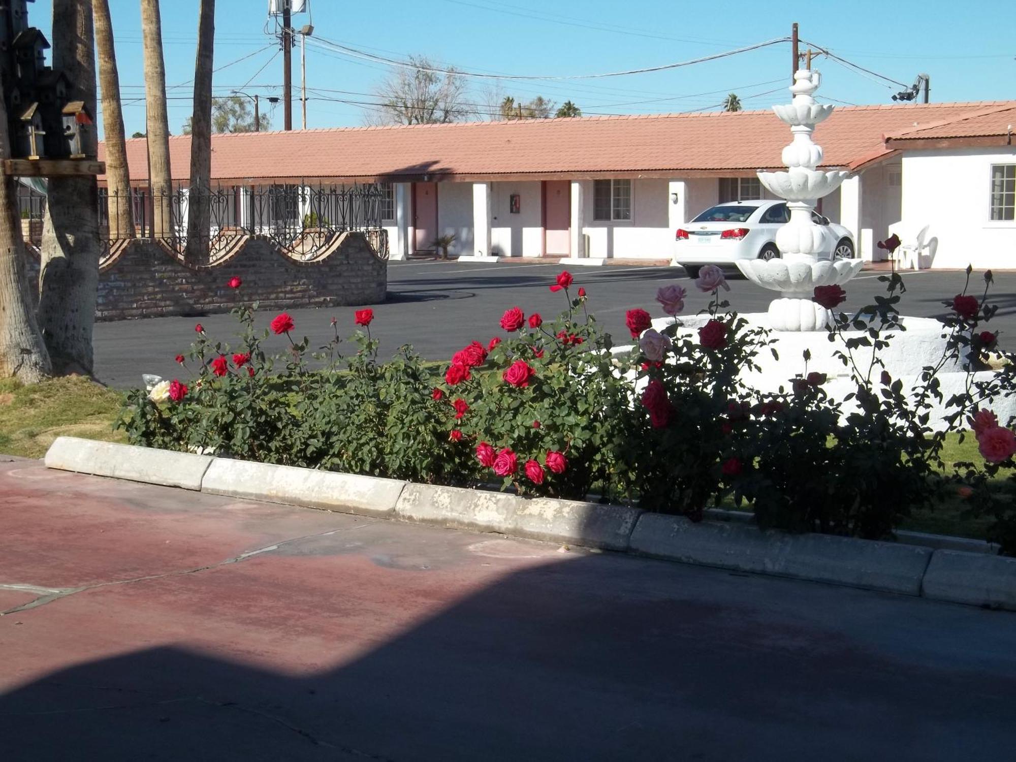 Hacienda Motel Yuma Bagian luar foto