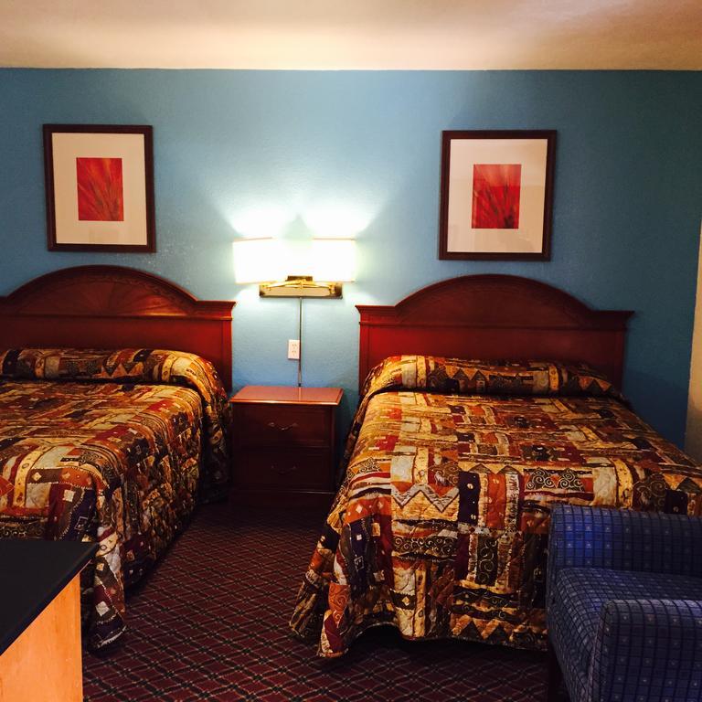 Hacienda Motel Yuma Bagian luar foto